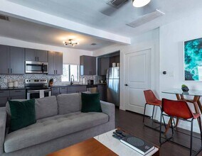 2300 Stanford St in Houston, TX - Building Photo - Building Photo