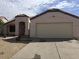 2727 N 87th Ave in Phoenix, AZ - Building Photo