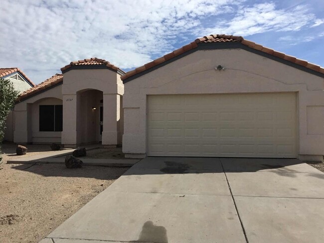 property at 2727 N 87th Ave