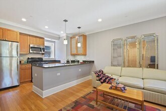 1427 W Elmdale Ave in Chicago, IL - Building Photo - Building Photo