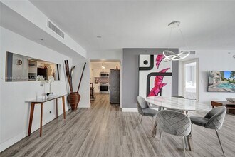9195 Collins Ave in Surfside, FL - Building Photo - Building Photo