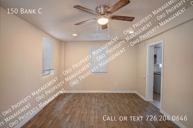 150 Bank St in San Antonio, TX - Building Photo - Building Photo