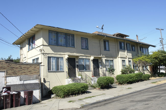 2136-2138 19th Ave in Oakland, CA - Building Photo - Building Photo