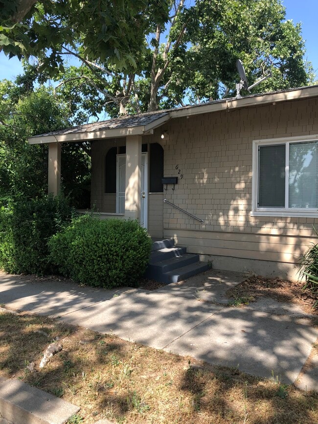629 H St in Marysville, CA - Building Photo - Building Photo