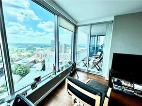3338 Peachtree Rd NE in Atlanta, GA - Building Photo - Building Photo