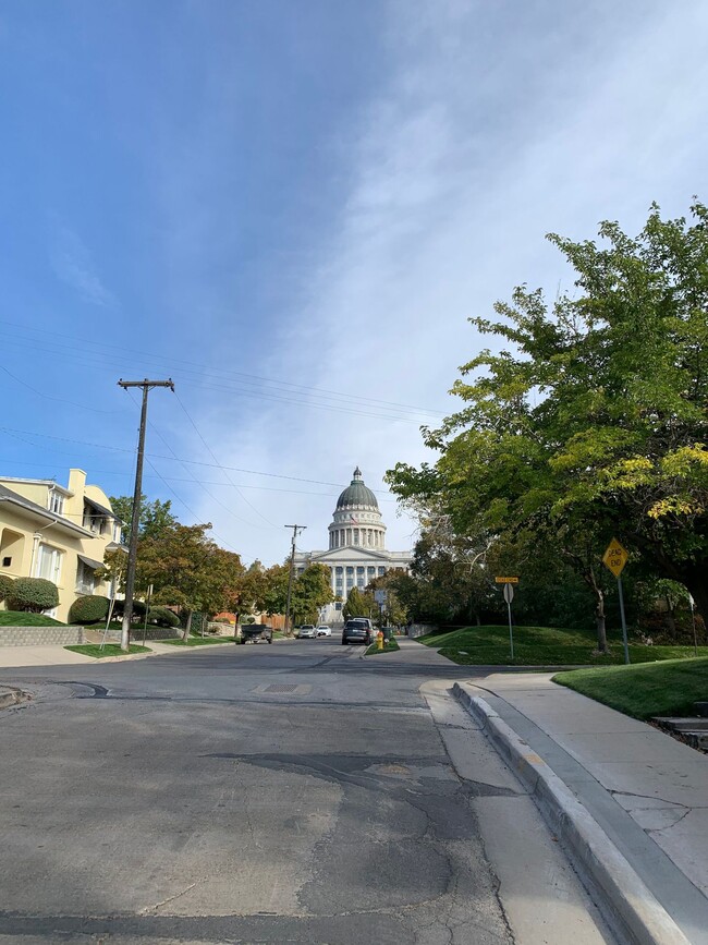 76 W Apricot Ave in Salt Lake City, UT - Building Photo - Building Photo