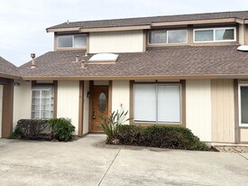 2330 Bay Meadows Cir in Pleasanton, CA - Building Photo