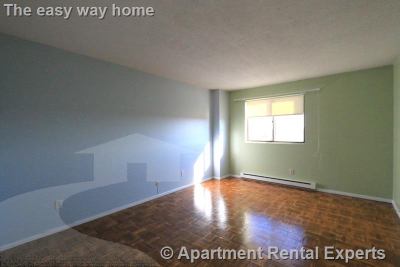 2353 Massachusetts Ave in Cambridge, MA - Building Photo