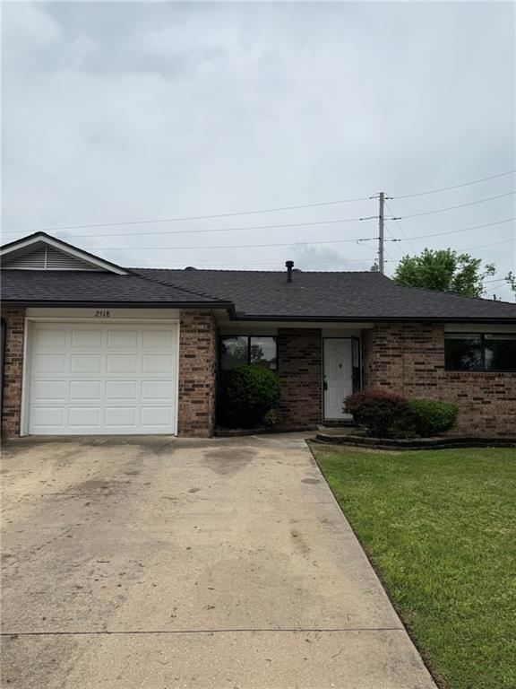 property at 2522 W Dogwood St