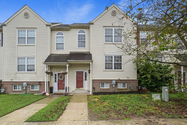 property at 142 Thames Dr