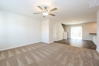 2094 Southlea Dr in Inman, SC - Building Photo - Building Photo