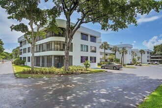 1460 Sheridan St in Hollywood, FL - Building Photo - Building Photo