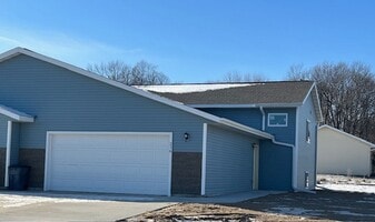 216 Brock Ave in Junction City, WI - Building Photo