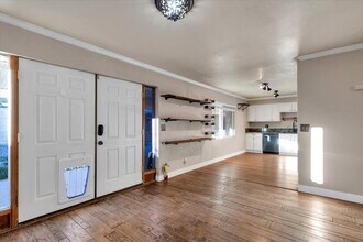 2008 Franklin Ave in Las Vegas, NV - Building Photo - Building Photo