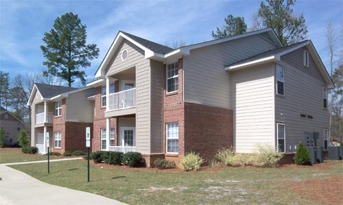 Bunce Green Apartments in Fayetteville, NC - Building Photo