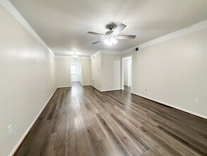 500 Willow Dr in Lake Jackson, TX - Building Photo - Building Photo