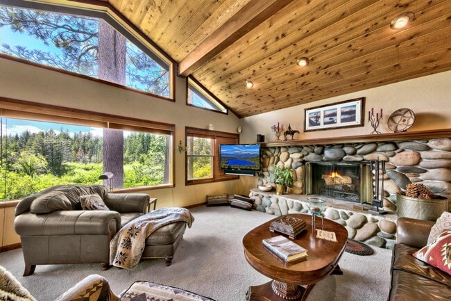 property at 1480 Ormsby Dr