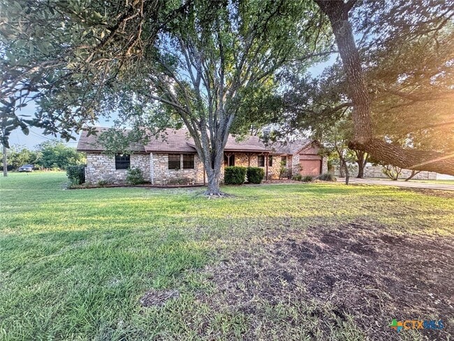 501 Ridge Dr in San Marcos, TX - Building Photo - Building Photo