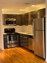 105 Jersey St, Unit 603 in Boston, MA - Building Photo - Building Photo