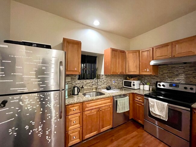 616 Columbus Ave, Unit #1