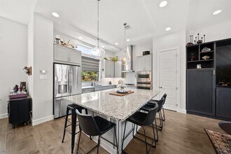 1844 Stevens Bluff Ln in Dallas, TX - Building Photo - Building Photo