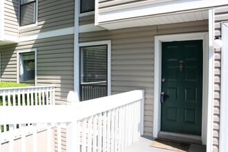 208 Wynnes Ridge Cir SE in Marietta, GA - Building Photo - Building Photo