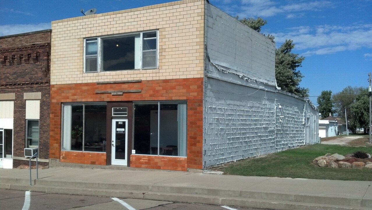 125 Main St, Unit 125.5 in Moville, IA - Building Photo