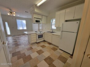 2617 Cypress St in Panama City, FL - Foto de edificio - Building Photo