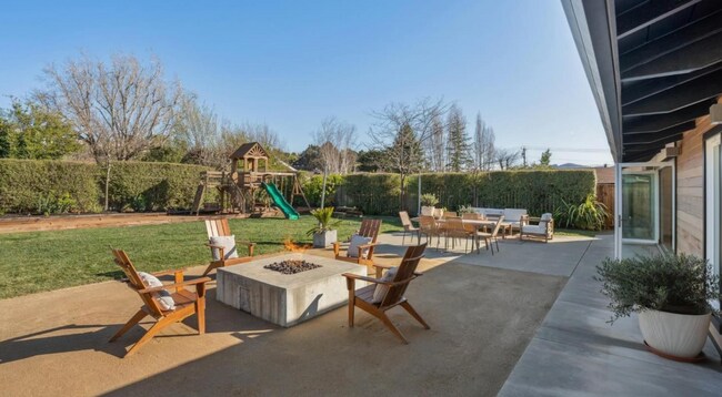 122 Blackfield Dr in Tiburon, CA - Building Photo - Building Photo