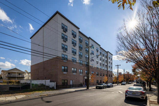 Jelliff Senior in Newark, NJ - Building Photo - Building Photo