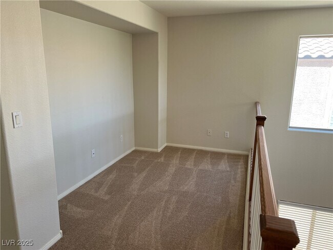 property at 1625 Yellow Tulip Pl