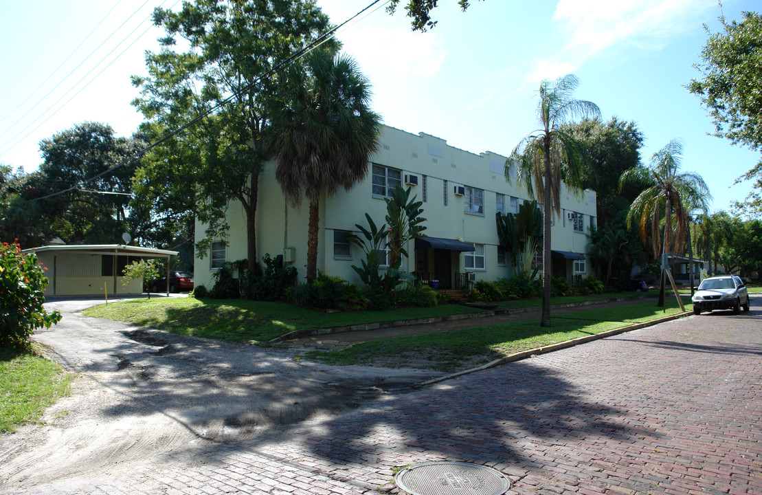 201 18th St N in St. Petersburg, FL - Building Photo