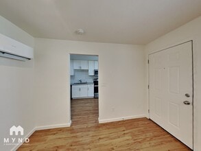 5631 53rd St in Sacramento, CA - Foto de edificio - Building Photo