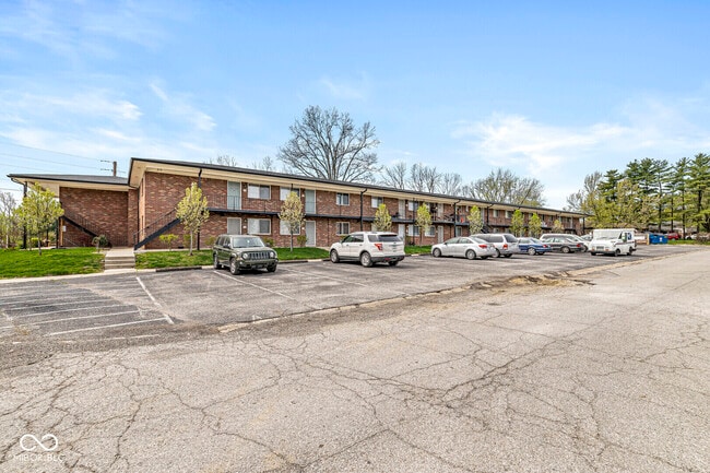 10301 Medallion Dr