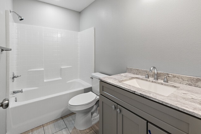 221 Beall St in Nacogdoches, TX - Building Photo - Building Photo