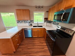 4973 Puuwai Rd in Kalaheo, HI - Building Photo - Building Photo