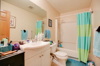 163 Minnesota Ave in Roseville, MN - Foto de edificio - Building Photo