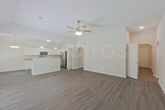 114 Live Oak Dr in Prattville, AL - Foto de edificio - Building Photo