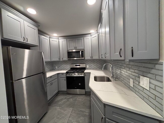 property at 21 Mechanic St