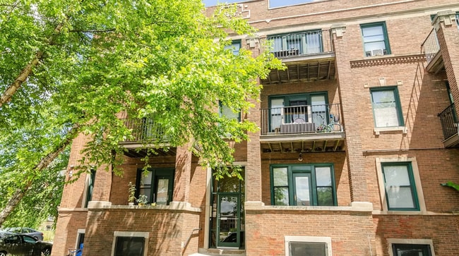 5003 S Prairie Ave, Unit A in Chicago, IL - Building Photo - Building Photo