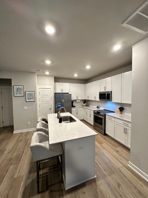 2204 Hospitality Ln in Murfreesboro, TN - Foto de edificio - Building Photo