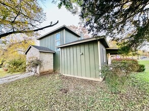 1711 E 16th St-Unit -1711 16th Street in Austin, TX - Foto de edificio - Building Photo