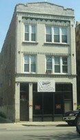 2246 W Armitage Ave in Chicago, IL - Building Photo