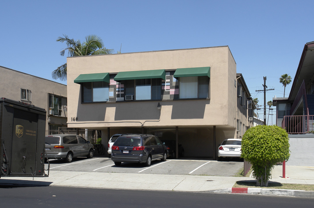 146 S Oxford Ave in Los Angeles, CA - Building Photo