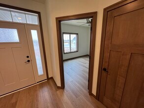 403 Founders Way in Little Chute, WI - Foto de edificio - Building Photo