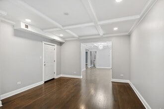 1127 S Mason Ave-Unit -1 in Chicago, IL - Building Photo - Building Photo