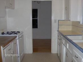 606 N Kenilworth Ave in Glendale, CA - Foto de edificio - Building Photo