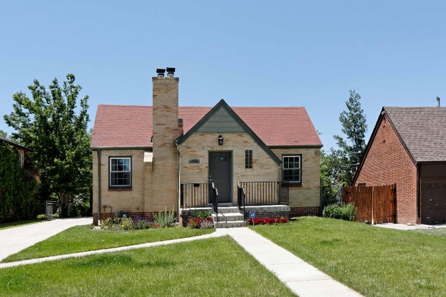 property at 2521 Krameria St