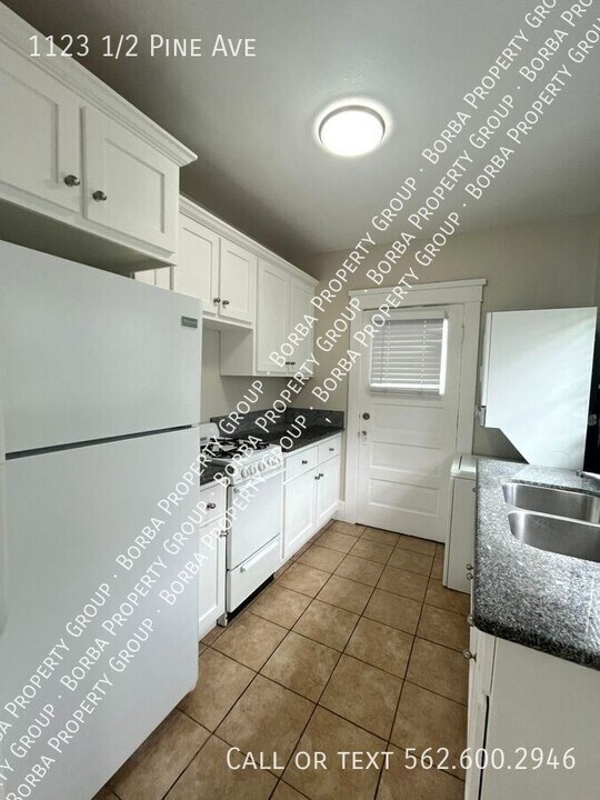 1123 1/2 Pine Ave in Long Beach, CA - Building Photo