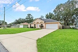 42 Pecan Loop in Ocala, FL - Building Photo - Building Photo